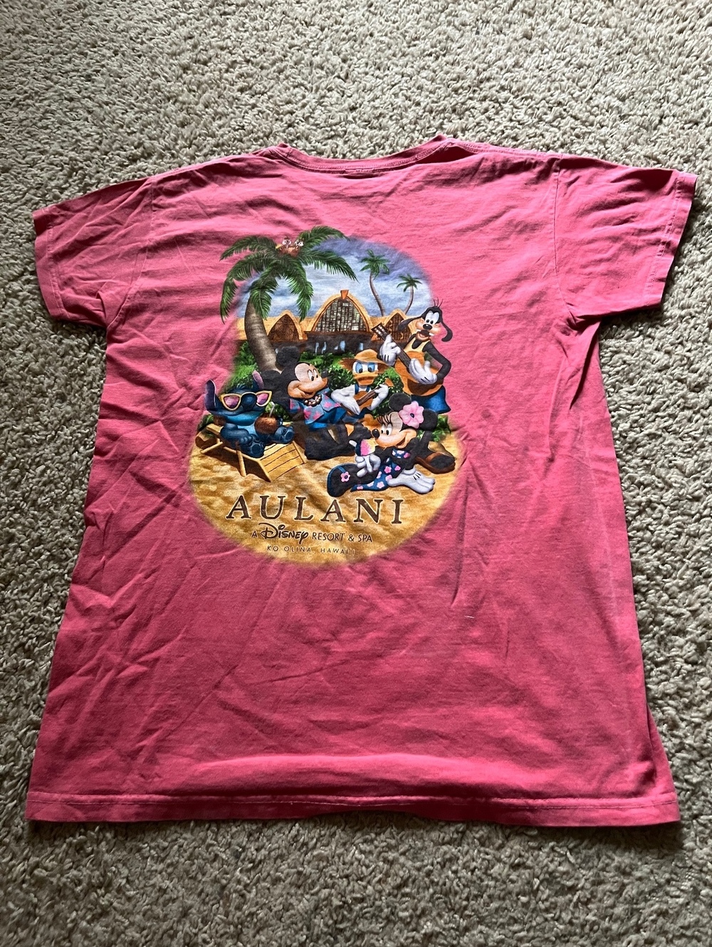 Disney Aulani Resort Light Red Graphic Tee M